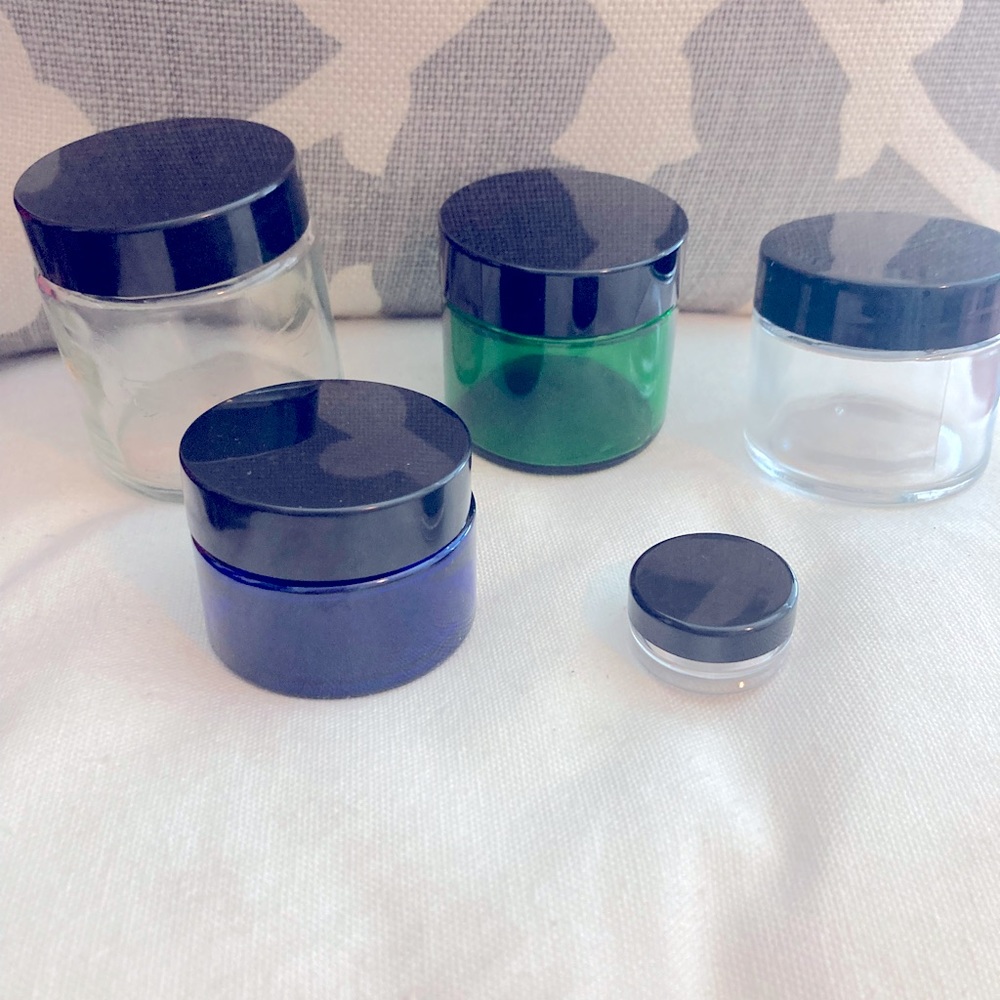 High quality glass jars brand new !100 pcs for only 25.00